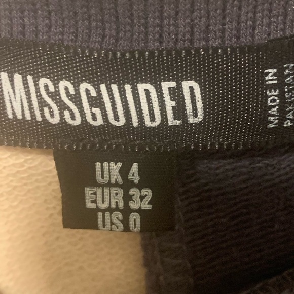 Misguided Oversized Dress - Picture 3 of 3